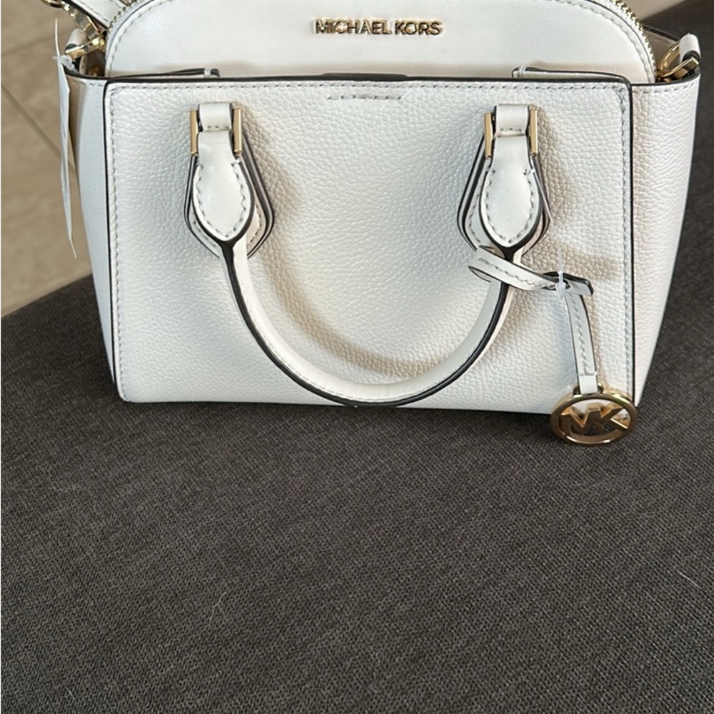 Michael Kors cream Satchel with Gold Accents 2 in 1 small bag